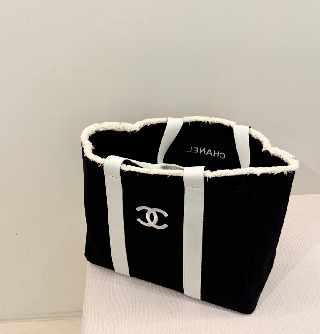 ch  VIP Gift Eco Bag