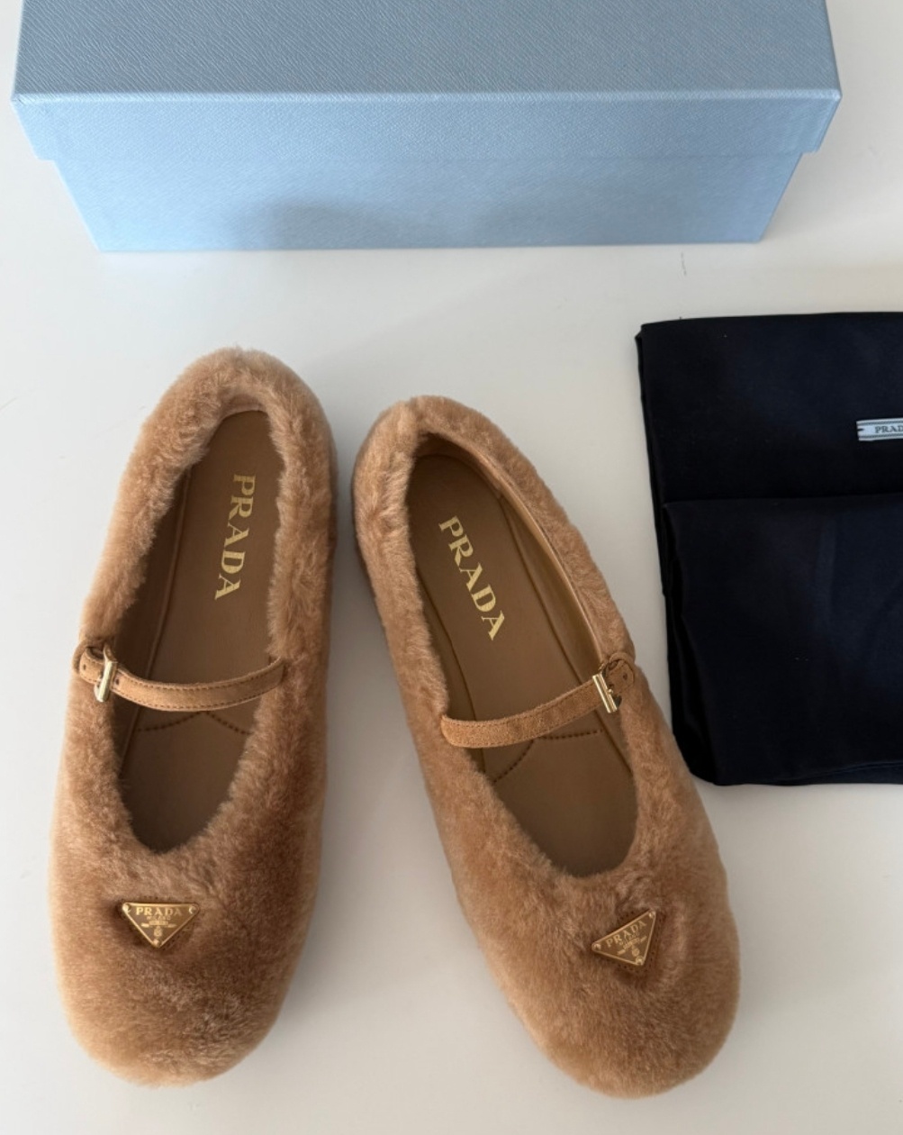 PR Sheepskin boots