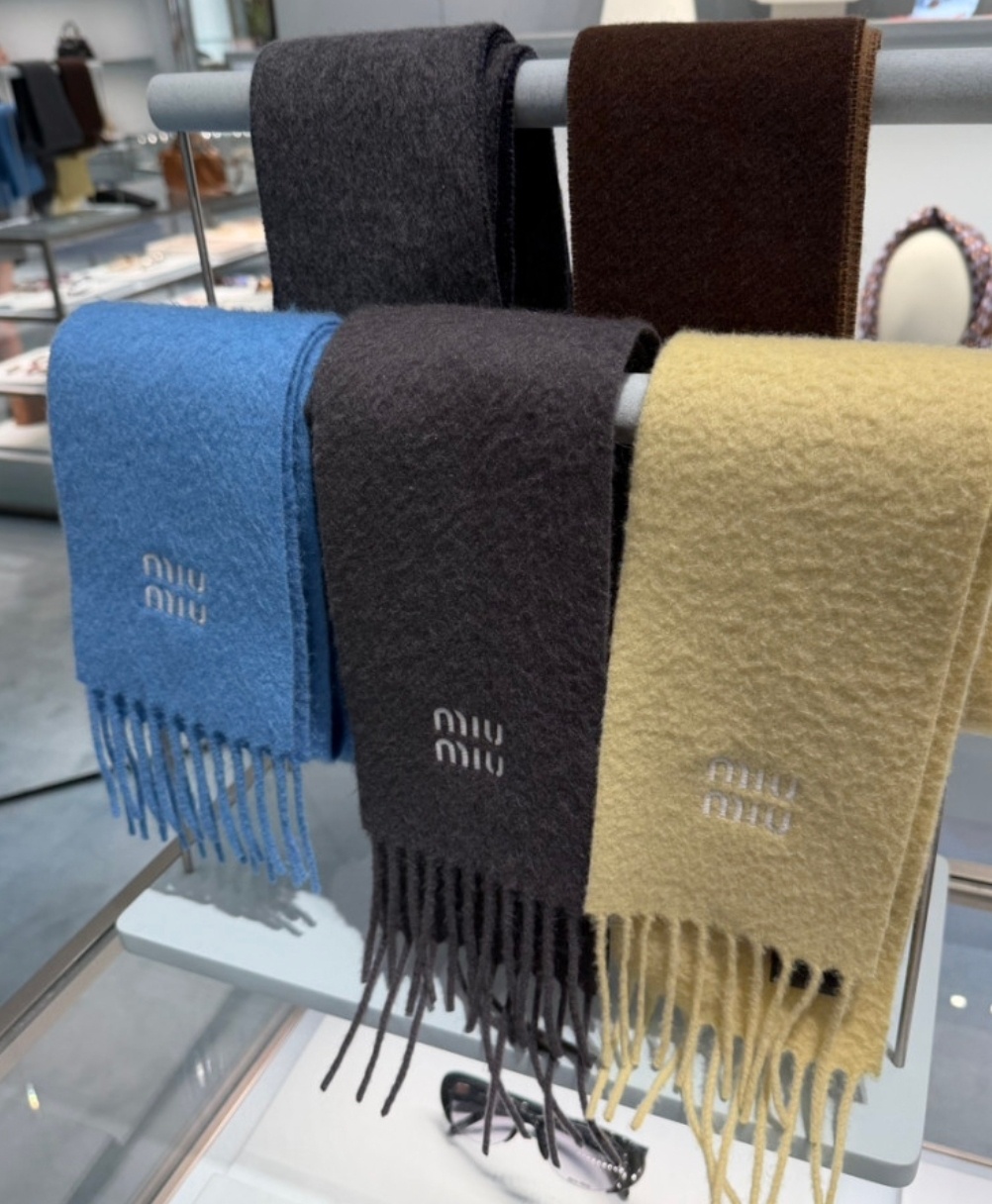 Miu Cashmere Muffler